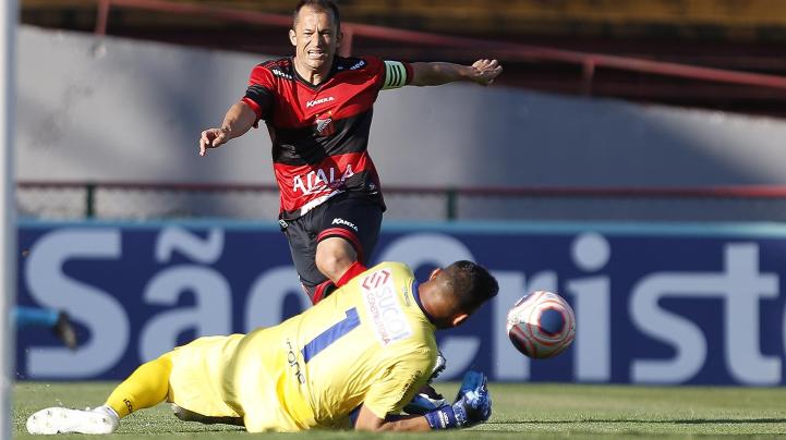 Veterano Corrêa voltou a decidir pelo Ituano