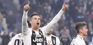 Aos 35 anos, após jogar em 4 países, Cristiano Ronaldo chega ao 30º título