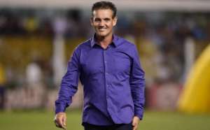 Técnico elogia Santo André, diminui favoritismo do Palmeiras e teme campo sintético