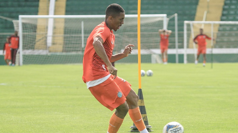 Caso Davó: Guarani nega intenção de acionar Corinthians judicialmente; entenda