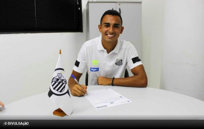 Santos libera e Portuguesa renova com lateral até o final da Série A2