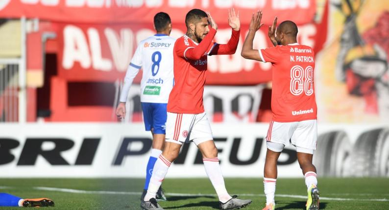 Internacional vence o Aimoré Internacional vence o Aimoré
