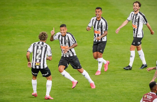 Guilherme Arana comemora o gol do Atlético (Foto: Bruno Cantini/Atlético)