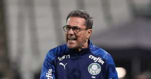 Luxemburgo destaca mudanças e valoriza 'jogo de estratégia' após vitória suada