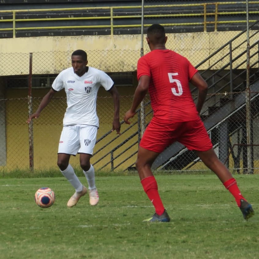 Paulista A3: Volante exalta experiência adquirida no EC São Bernardo e foca na vaga