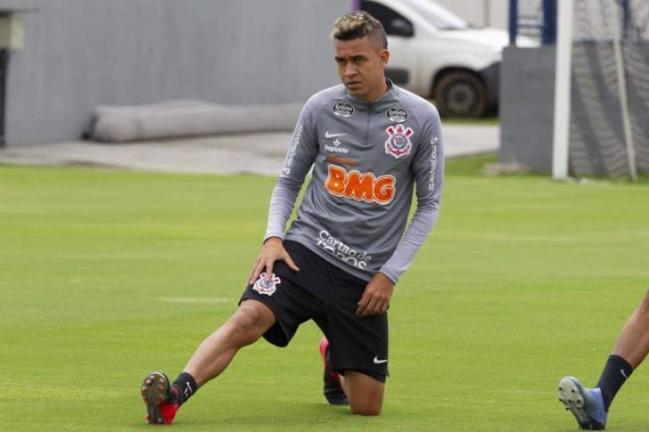 Paulistão: Volante tem contrato regularizado e reforça o Corinthians na semifinal