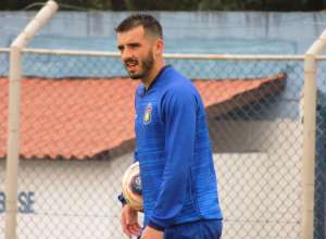 Paulista A2: Meia acredita que São Caetano manterá 'bom desempenho' no retorno