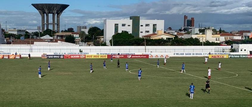 PERNAMBUCANO: Sport vence e escapa do rebaixamento; Vitória se salva no fim