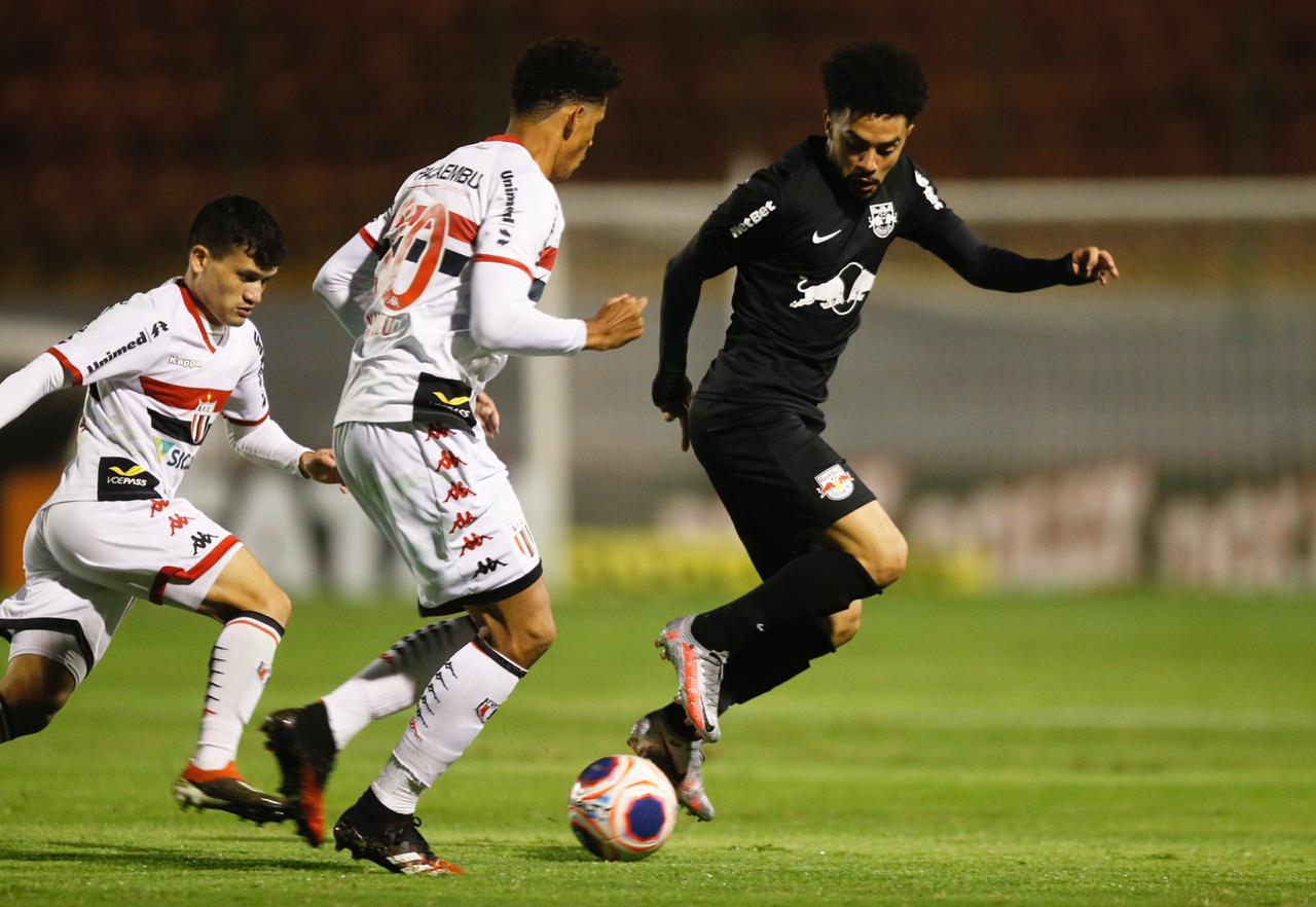 TROFÉU DO INTERIOR: Guarani e RB Bragantino saem em desvantagem, mas avançam à final