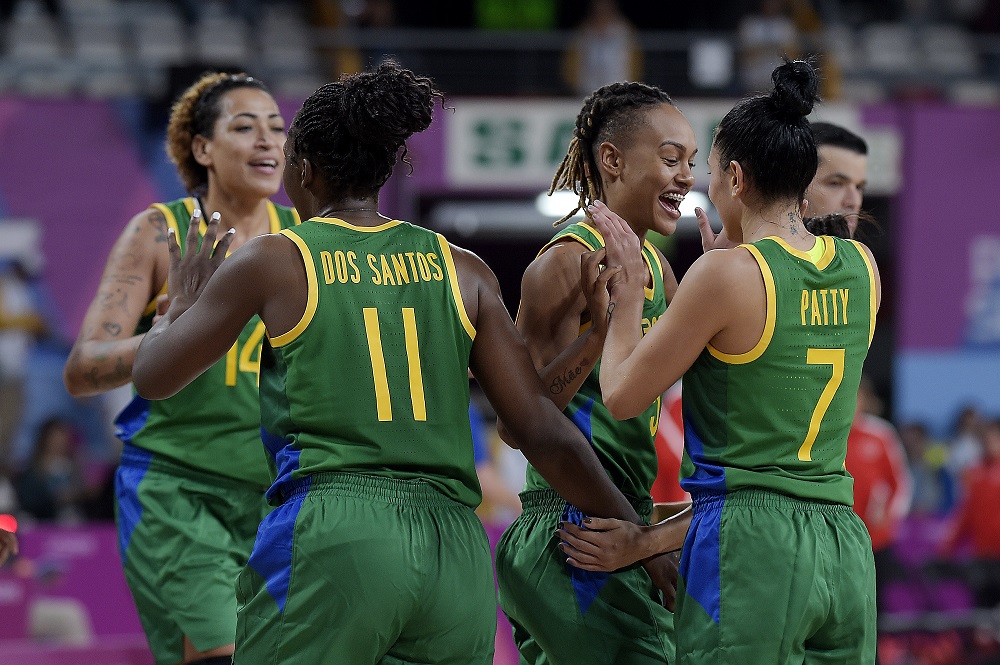 Basquete: Desempenho da seleção recoloca jogadoras na vitrine internacional