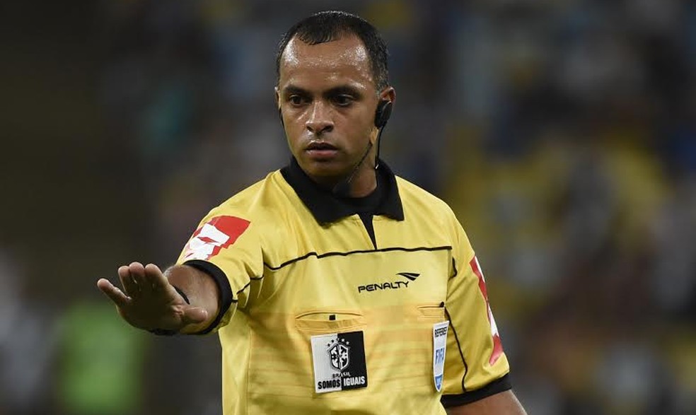 Time alagoano pede arbitragem Fifa e faz vaquinha online para arcar com custos