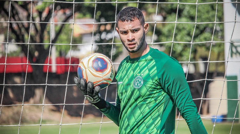 Dois chegam e dois saem: Guarani prepara troca de goleiros para Série B