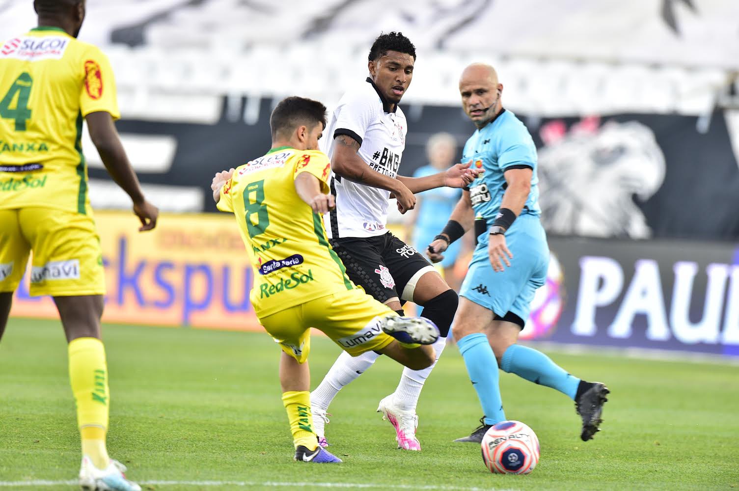 PAULISTÃO: Corinthians e Palmeiras confirmam favoritismo e fazem clássico na decisão