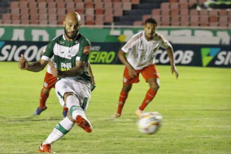 MINEIRO: Uberlândia vence nos pênaltis e dedide Troféu Inconfidência contra Cruzeiro