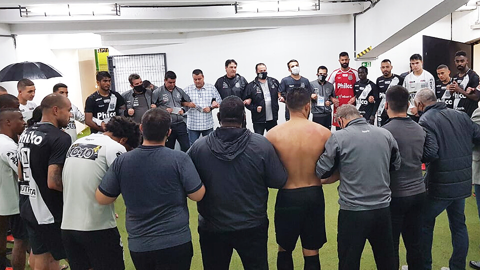 Brigatti não descarta mais reforços na Ponte Preta para a Série B