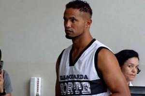 Ministério Público do Acre pede para goleiro Bruno usar tornozeleira eletrônica