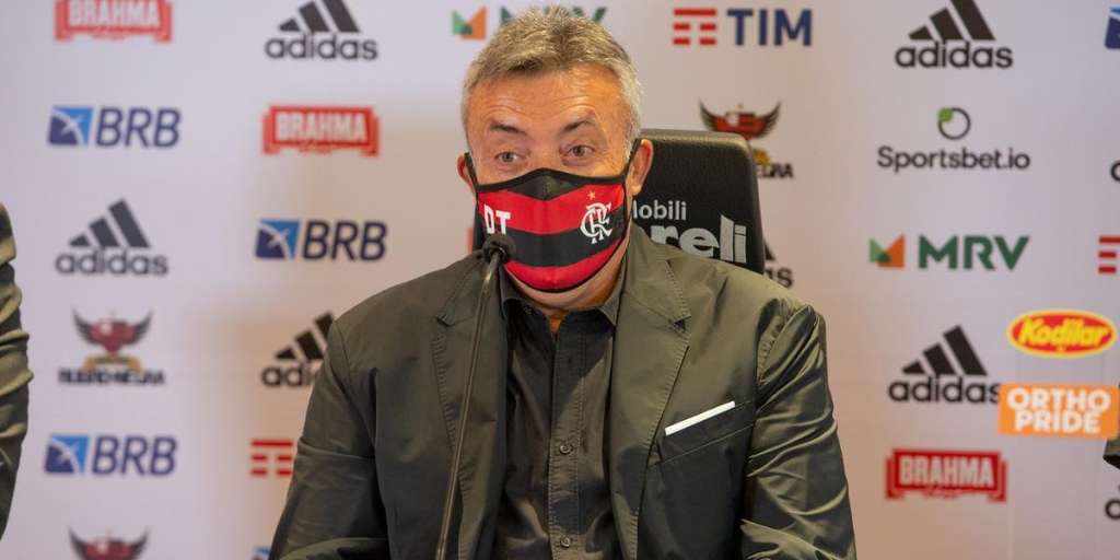 Domènec Torrent foi apresentado no Flamengo