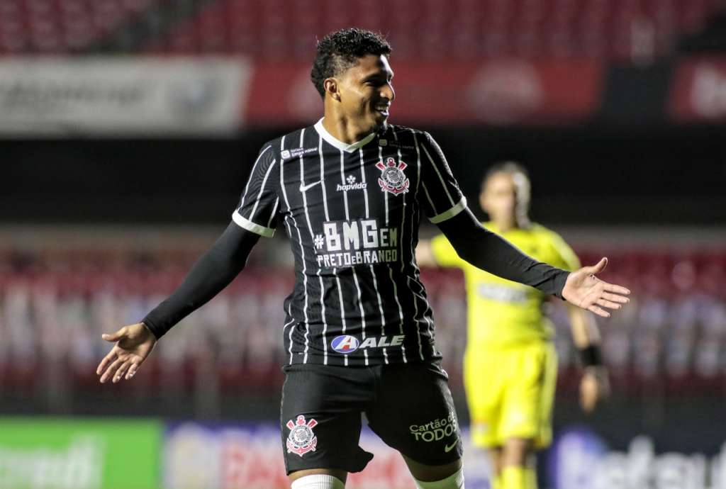 Paulistão: Novo xodó do Corinthians, Éderson é comparado a Paulinho