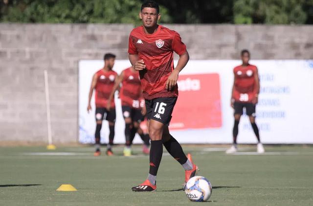 Vitória ganha reforços, mas também terá desfalques para a estreia na Série B