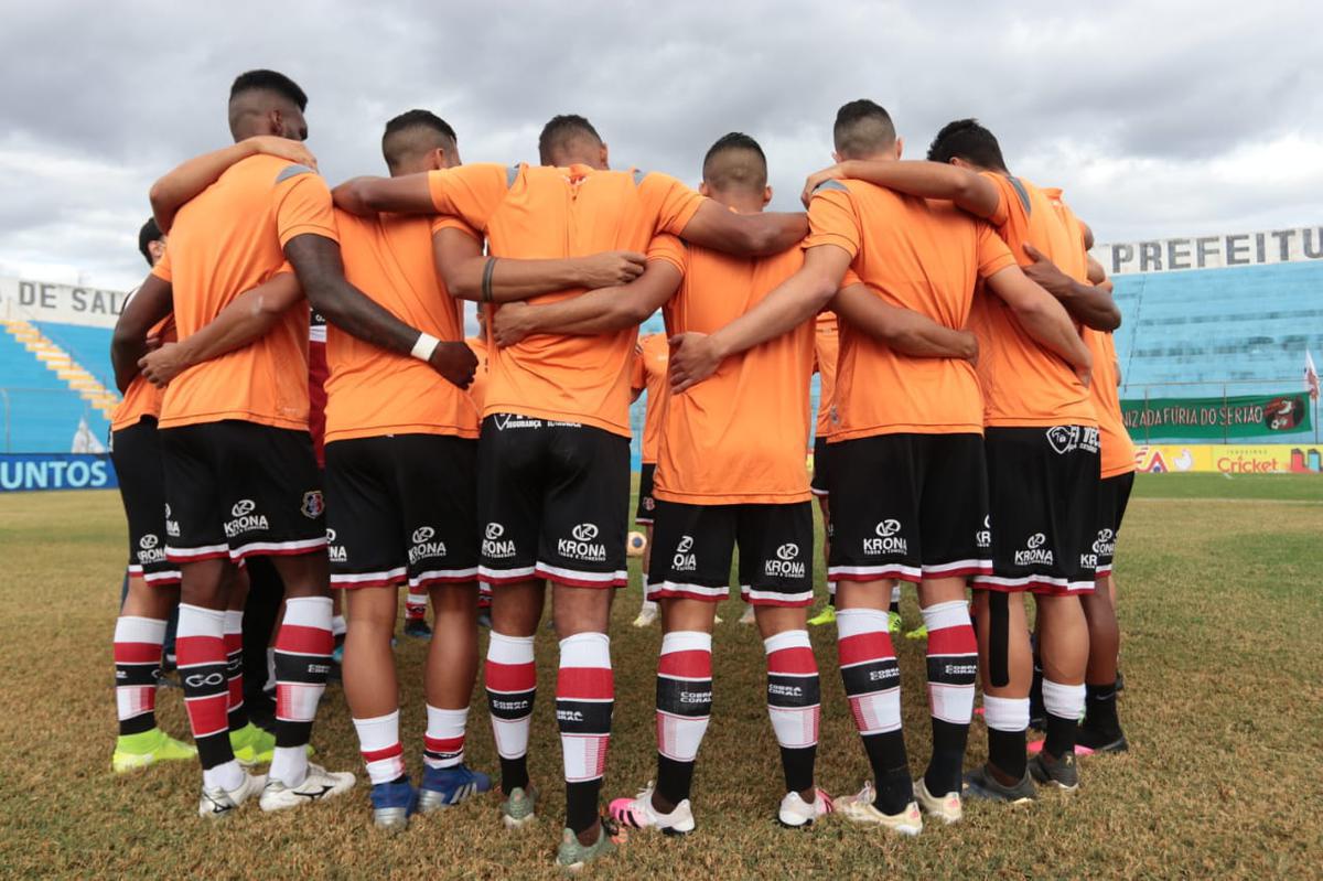 Pernambucano: Jogadores do Santa Cruz podem receber mais de R$ 200 mil com título