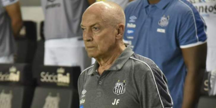 Após eliminação no estadual, time do Brasileirão demite treinador