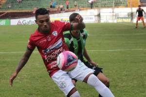 Paulista A2: Lateral projeta bom retorno da Portuguesa: 'Melhorando a cada dia'