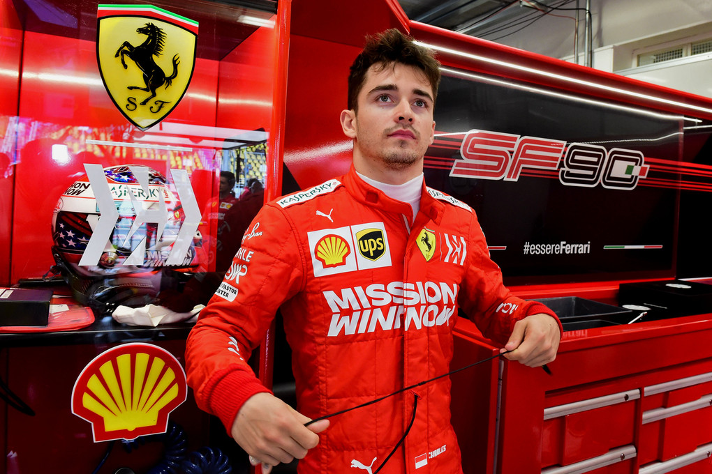 F1: Leclerc rebate críticas das redes sociais: ‘Eu odeio o racismo. Ísso é nojento’