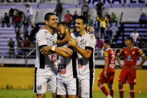 Paulista A2: Meia ex-Bragantino e Ferroviária é regularizado no Penapolense