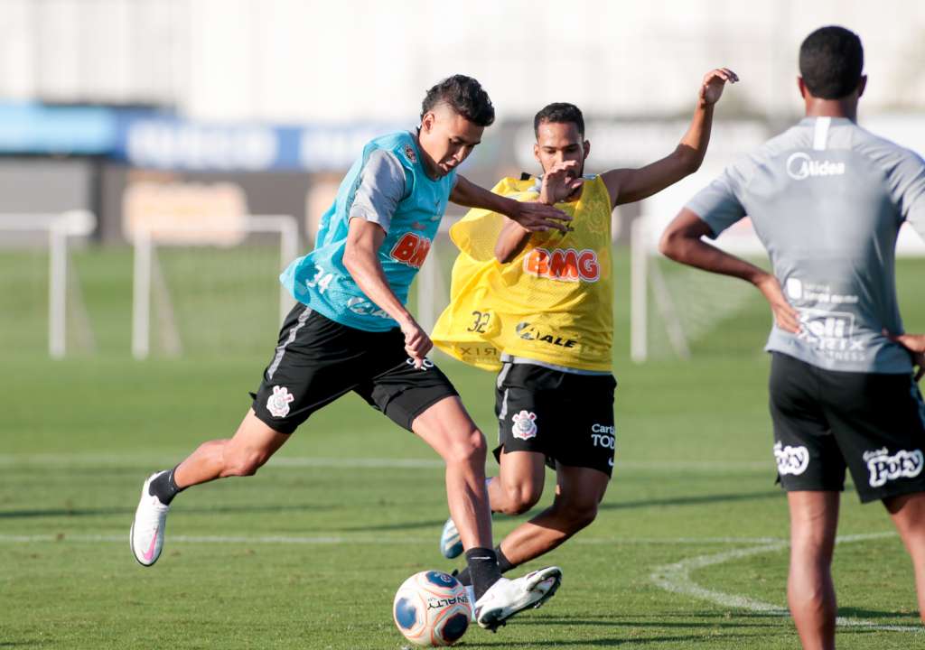 Jogadores e comissão técnica do Corinthians fazem testes do novo coronavírus