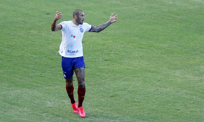 Após primeiro semestre desastroso, Bahia tenta evitar instabilidade no Brasileirão