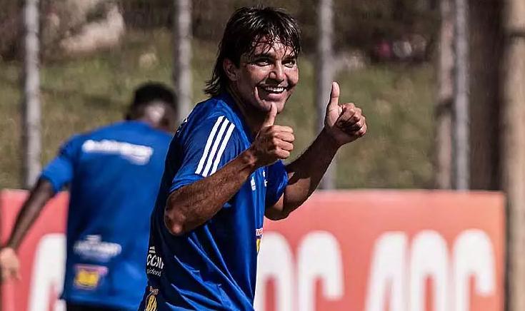 Cruzeiro x Botafogo – Lanterna em campo e o jogo mais visado da Série B!