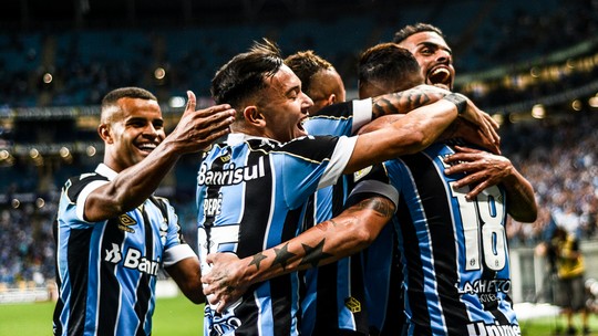 Grêmio tenta aproveitar embalo do clássico para estrear bem no Brasileirão
