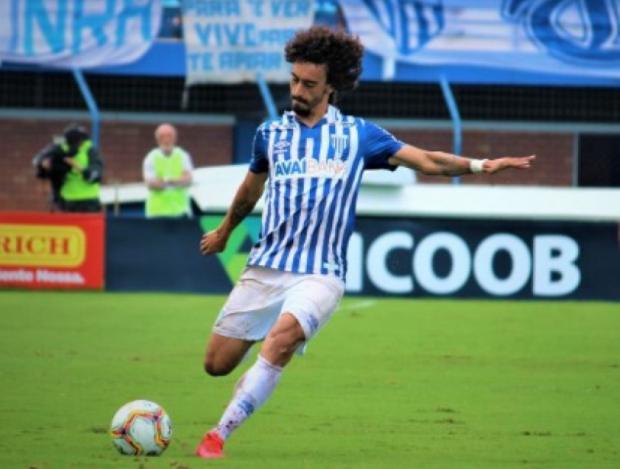 Valdivia é mais um nome da seleção FI