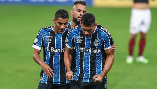 Renato Gaúcho espera ganhar ‘dois ou três reforços’ para o ataque do Grêmio