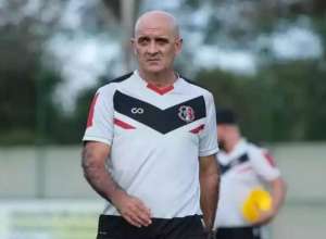 Após estreia na Série C, técnico volta a pedir reforços no Santa Cruz