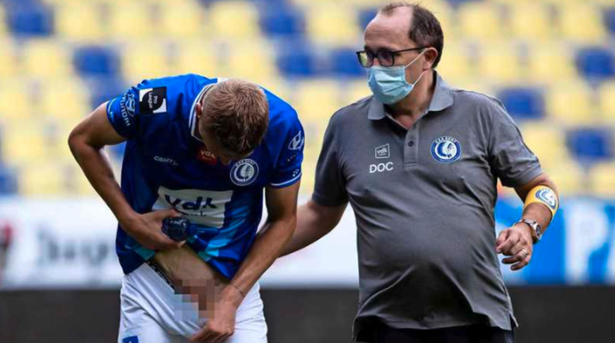 Atacante de clube europeu machuca o “pipi” e precisa levar pontos no local