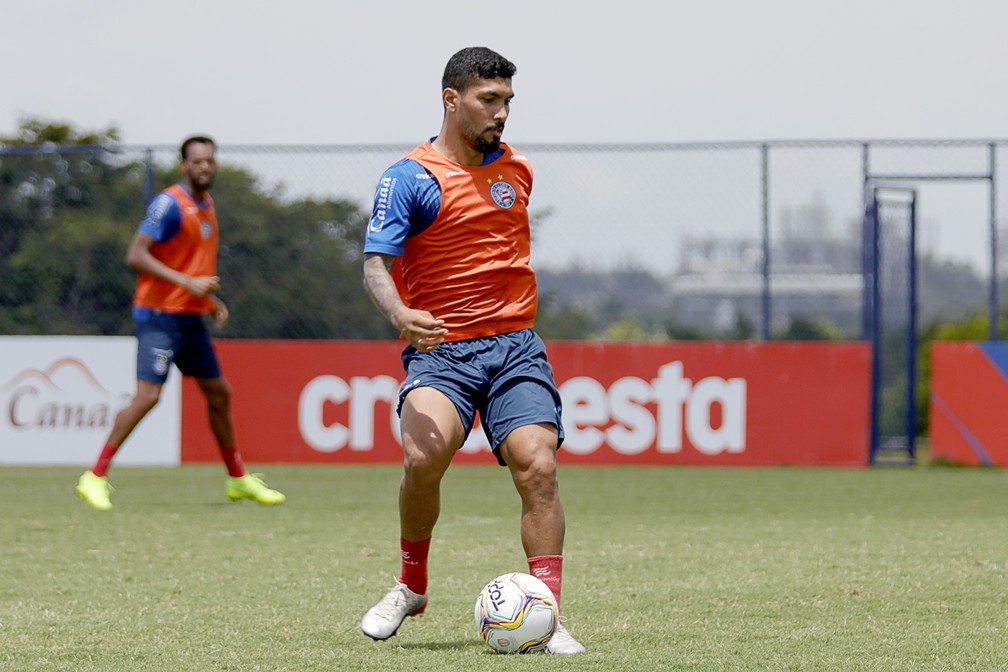 Série B: Oeste acerta com volante que rescindiu com o Bahia