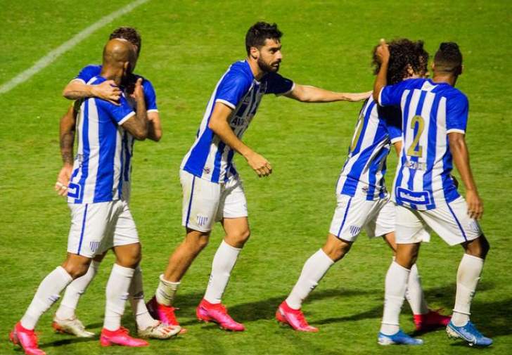 Paraná x Avaí – Tricolor da Vila estreia em casa contra adversário embalado