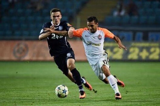 Na mira do Coritiba, ex-São Paulo e Flu rescinde com clube ucraniano