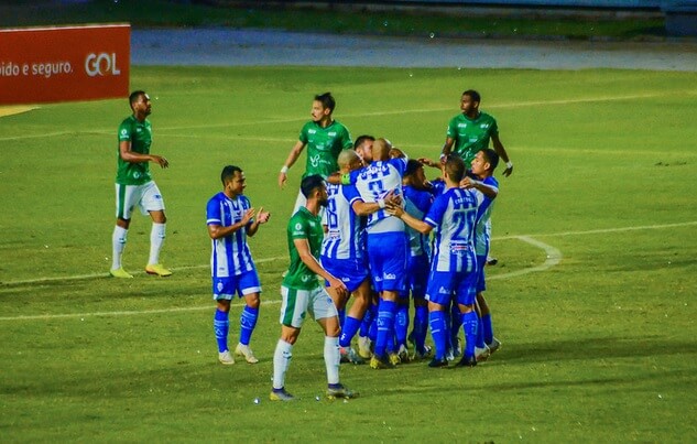 Sem 18 jogadores com Covid-19, time da Série B tenta adiar jogo de sábado