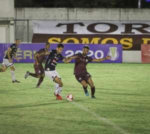 Série C: Após derrota na estreia, meia fala em 'obrigação' do Jacuipense vencer