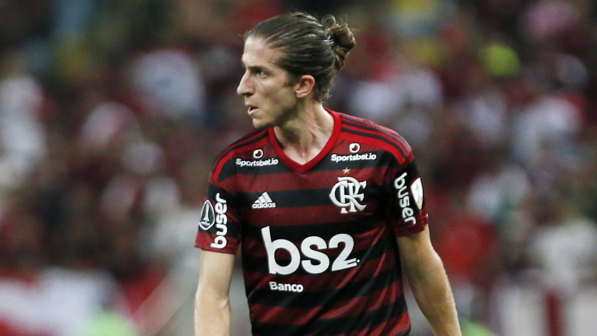 Filipe Luis mostra confiança no treinador e avisa: “Não é momento de pânico no Fla”