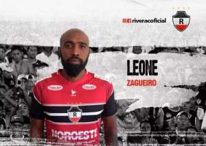 Flávio Araújo pede e clube da Série D fecha com mais dois reforços