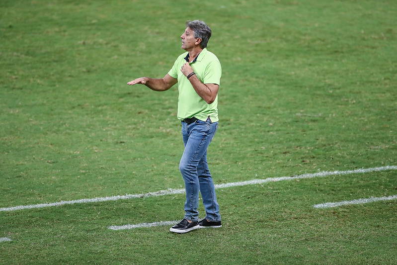 Grêmio defende estratégia de poupar titulares no empate com o Ceará