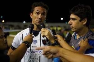 Série C: Em reformulação no elenco, Botafogo-PB libera atacante argentino