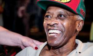 Jornalistas e torcedores ilustres elegem a Portuguesa de todos os tempos