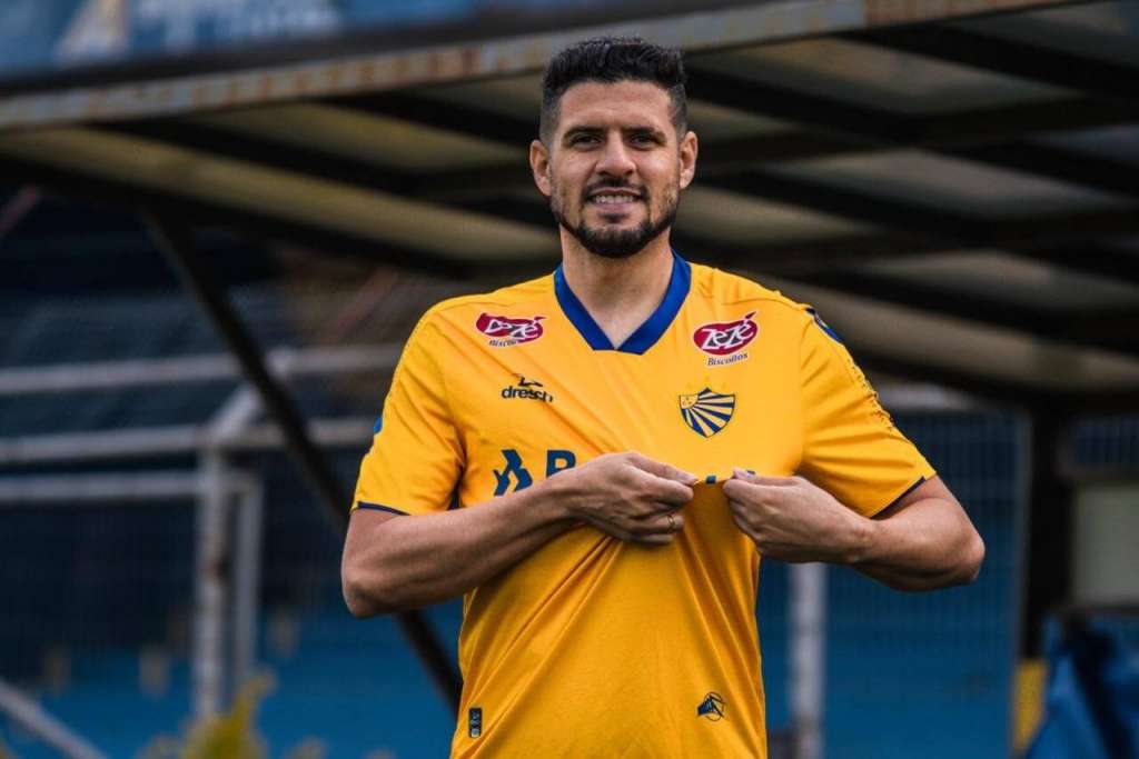 Maylson é o novo reforço do Pelotas (Foto: Divulgação/Pelotas)