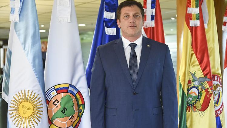 Parabéns do presidente. (Foto: Divulgação)