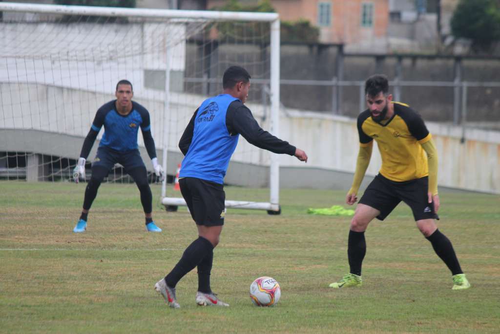Criciúma segue preparação para encarar o Boa