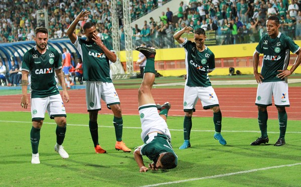 Goiás pede, mas CBF veta jogador para duelo contra Palmeiras